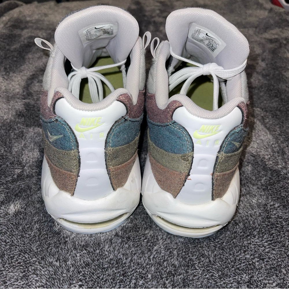 Nike Air Max 95 - Picture 5 of 9